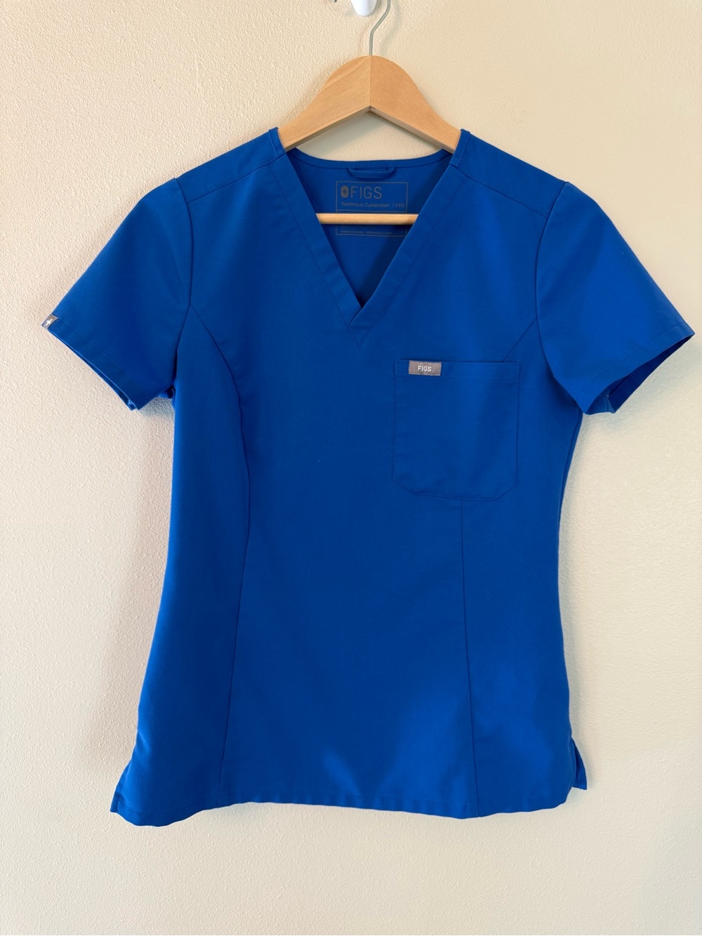 Figs Catarina Royal Blue Slim One Pocket V-Neck Scrub Top XXS W22SW1014 PO3980